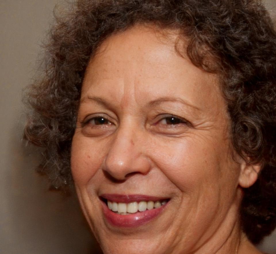 María González, CFO